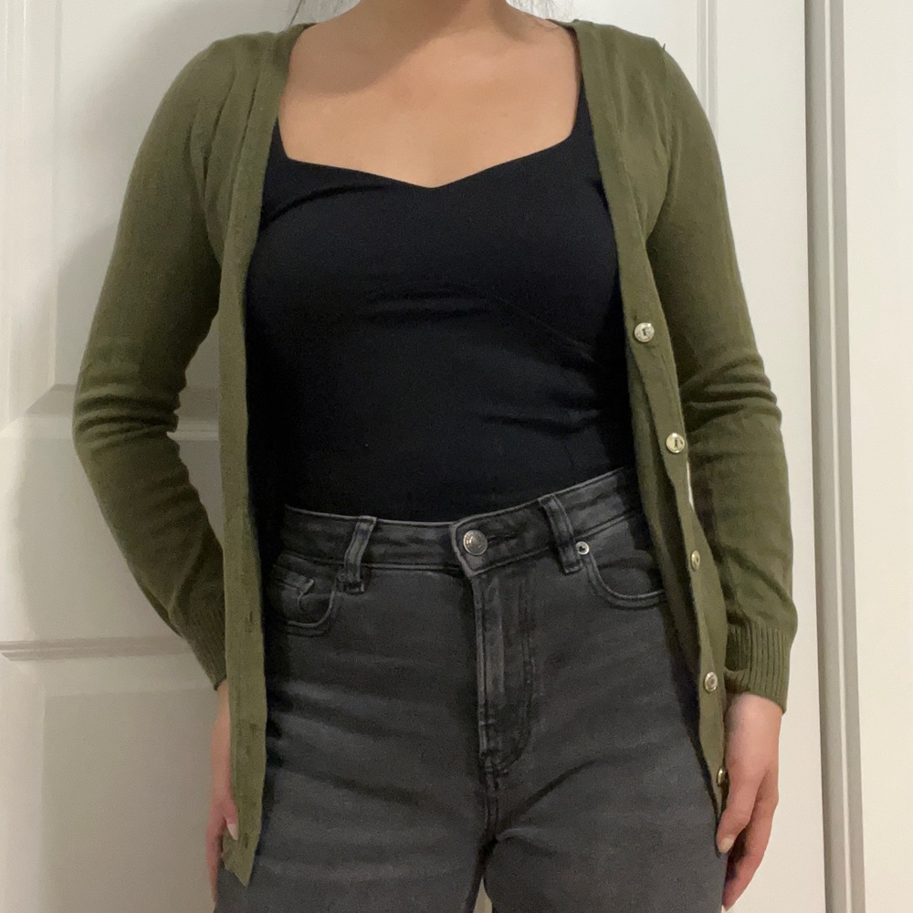 Cardigan - Medium - Army Green
